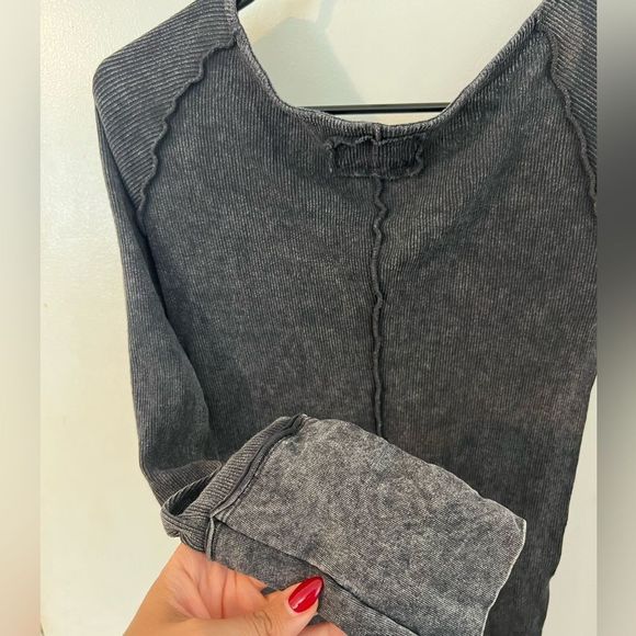 We the Free long sleeve t shirt - Picture 4 of 8